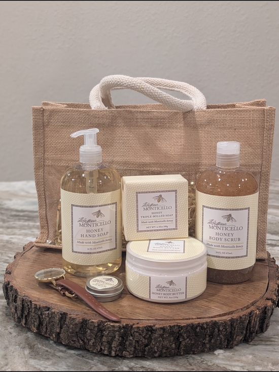 Monticello Other - Monticellos Honey Bath & Body Set
